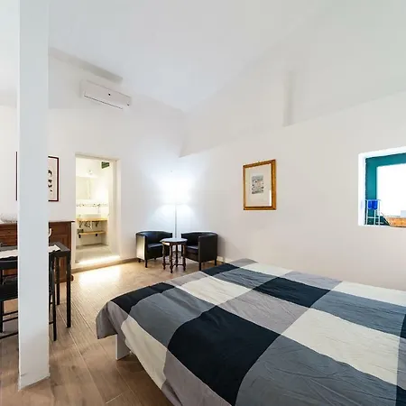 Apartment Il Giardino Dell'argano Rosso Rome
