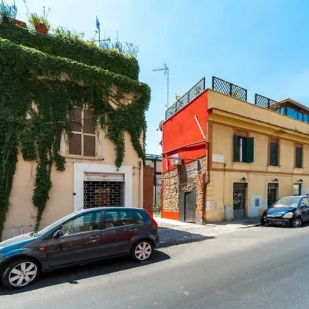 Il Giardino Dell'argano Rosso