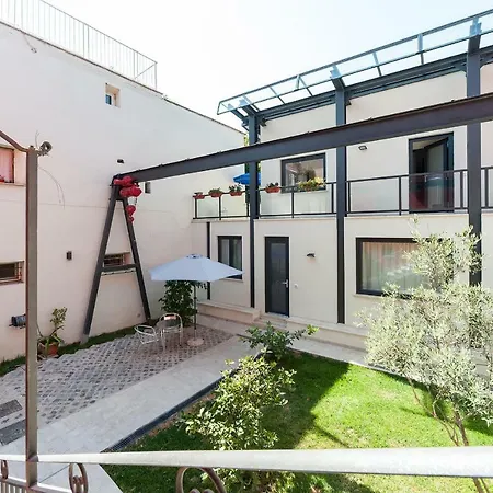 Il Giardino Dell'argano Rosso * Rome