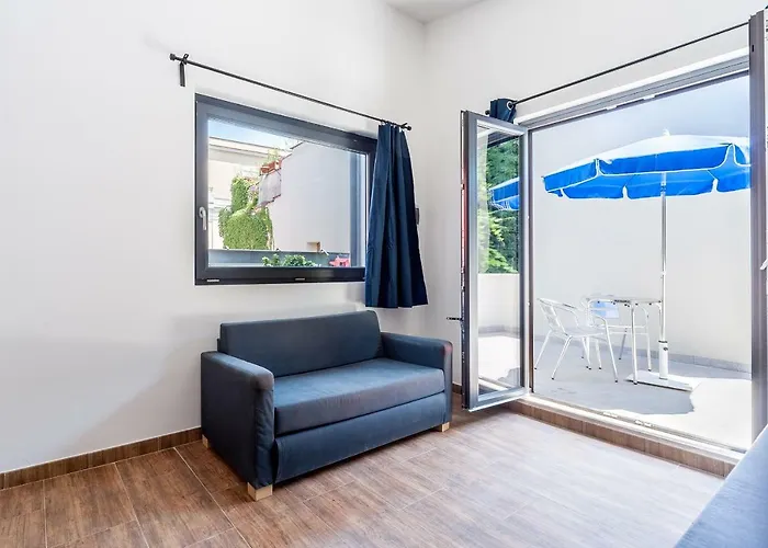 Il Giardino Dell'argano Rosso * Roma