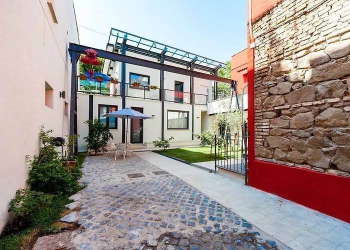 Il Giardino Dell'argano Rosso